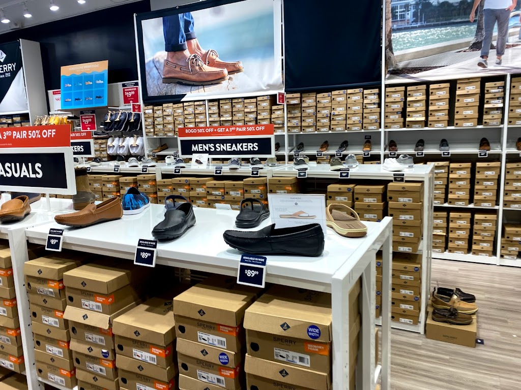 SPERRY OUTLET | 4000 Arrowhead Blvd #720, Mebane, NC 27302, USA | Phone: (984) 203-3101