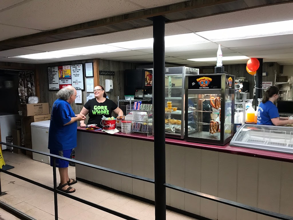 Riverside Drive In Theatre | 1114 Lees Lake Ln #6108, Vandergrift, PA 15690, USA | Phone: (724) 568-1250