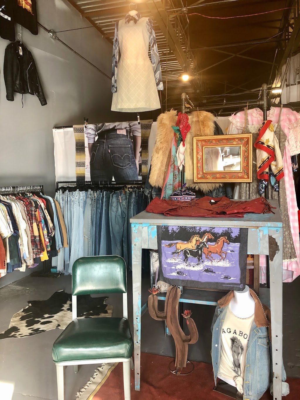 Vagabond Vintage Denton | 314 E Hickory St Suite 109, Denton, TX 76201 | Phone: (940) 435-0992