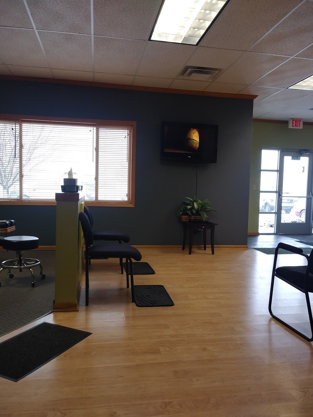 Inner Light Chiropractic | 4630 Oak Grove Pkwy, Brooklyn Park, MN 55443, USA | Phone: (763) 486-3945