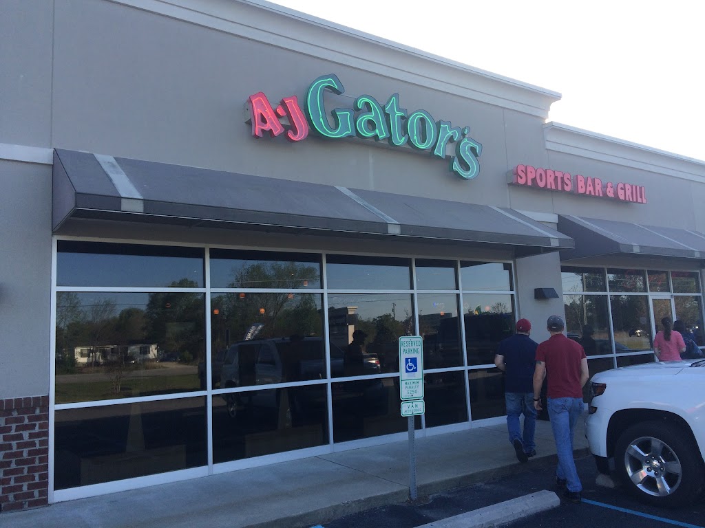 A J Gators | 105 Currituck Commercial Dr, Moyock, NC 27958, USA | Phone: (252) 435-6106