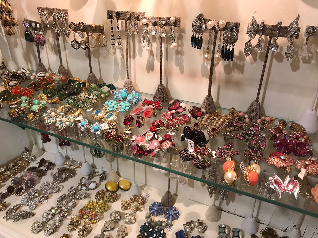 Carlisle & Linny Vintage Jewelry | 112 S Churton St, Hillsborough, NC 27278 | Phone: (917) 400-9800