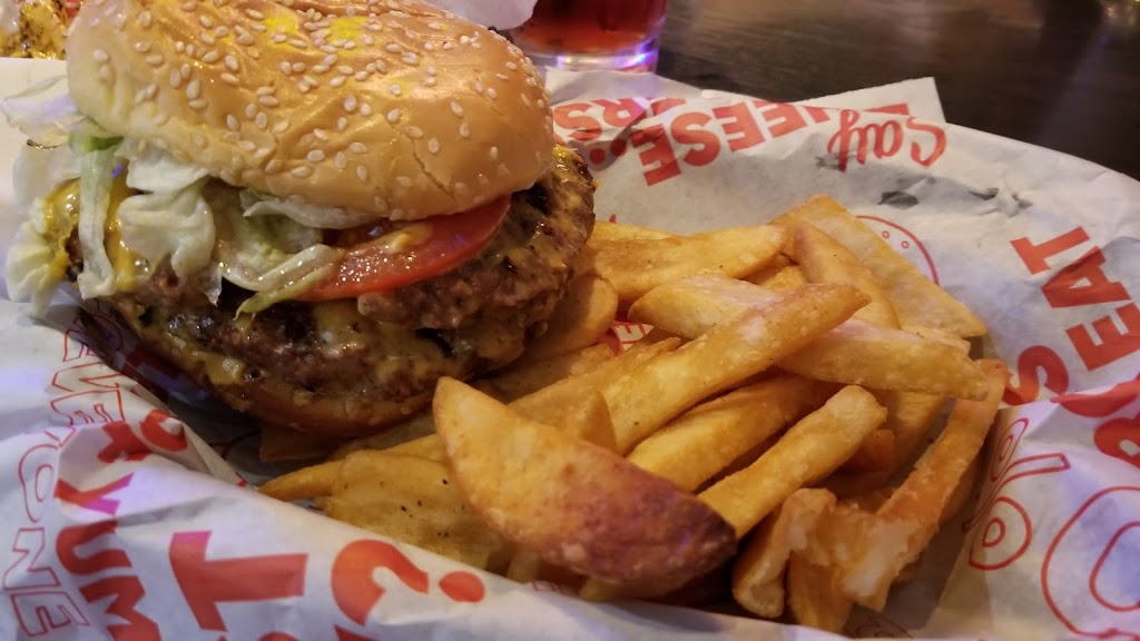 Red Robin Gourmet Burgers and Brews | 1088 Nimmo Pkwy, Virginia Beach, VA 23454, USA | Phone: (757) 427-6900