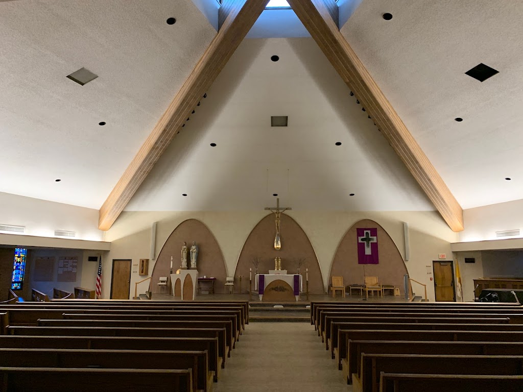 St Paul Catholic Church | 15 Forest Knoll Dr, Fenton, MO 63026, USA | Phone: (636) 343-1234