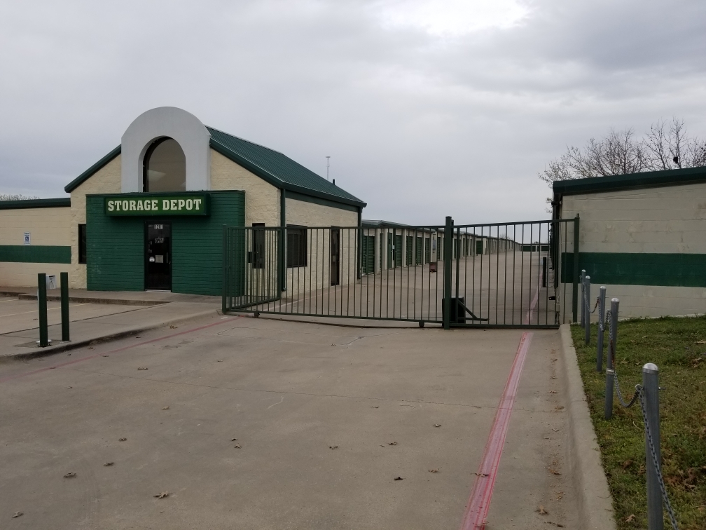Storage Depot | 1201 S Loop 288, Denton, TX 76205, USA | Phone: (940) 222-2307