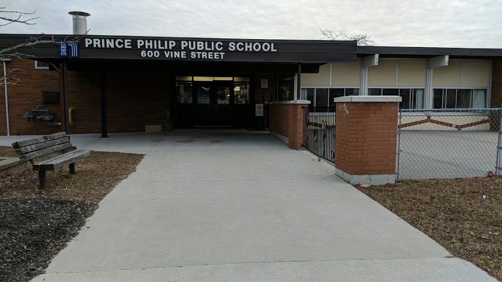 Prince Philip Public School | 600 Vine St, St. Catharines, ON L2M 3V1, Canada | Phone: (905) 934-2525