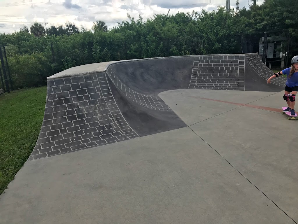 Apollo Beach Skate Park | 664 Golf and Sea Blvd, Apollo Beach, FL 33572, USA | Phone: (813) 671-7635