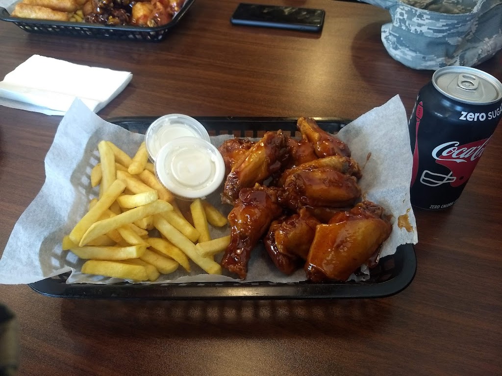 WingMania | 28600 SW 137th Ave, Homestead, FL 33033, USA | Phone: (786) 509-5484