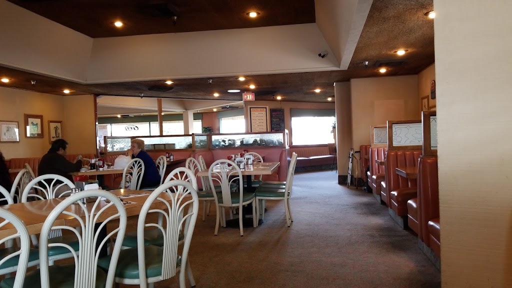 Spires Restaurant | 1750 Sepulveda Blvd, Torrance, CA 90501, USA | Phone: (310) 530-3442