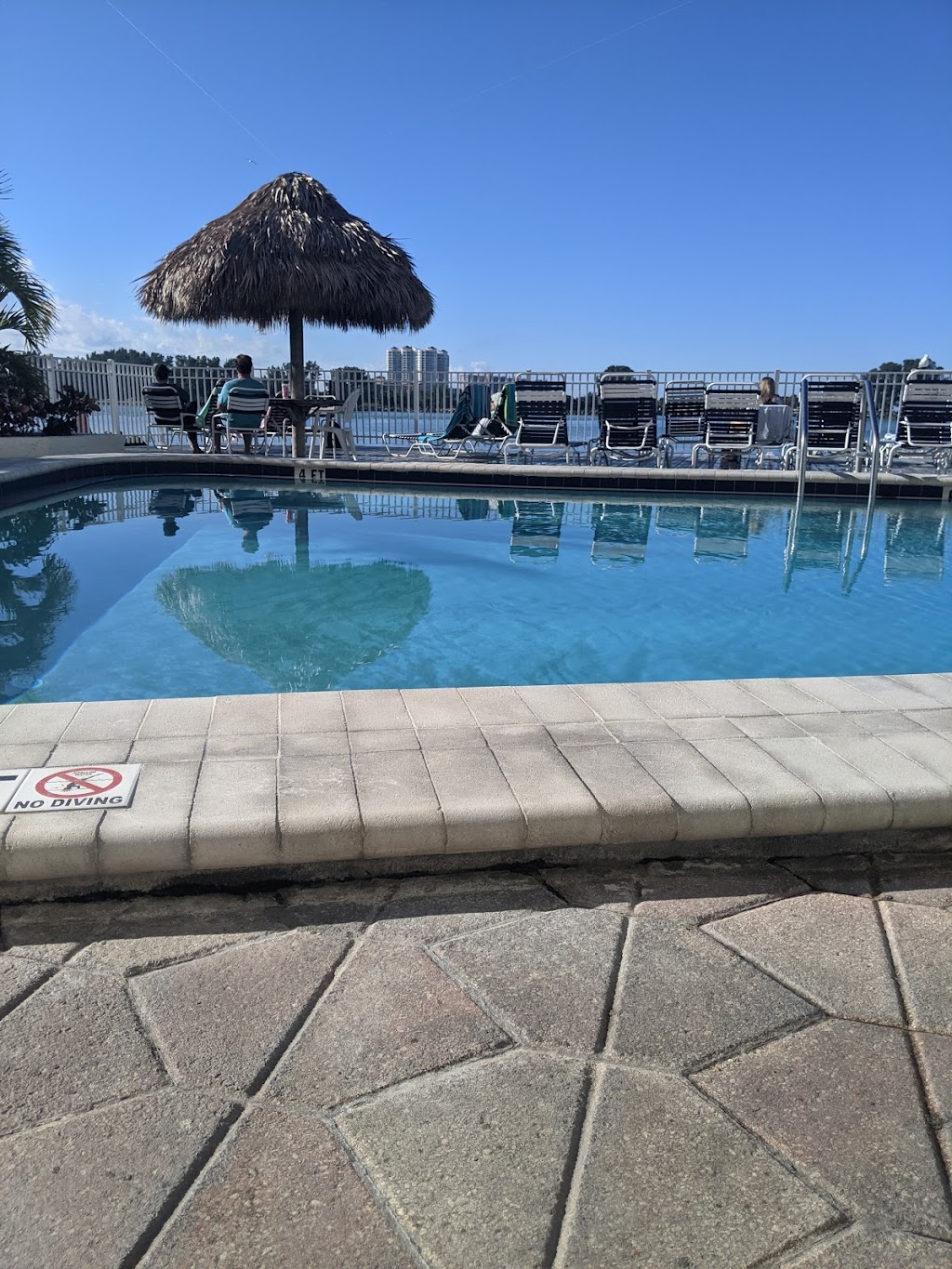 Gulfview Hotel - On the Beach | 625 S Gulfview Blvd, Clearwater Beach, FL 33767, USA | Phone: (727) 446-3400