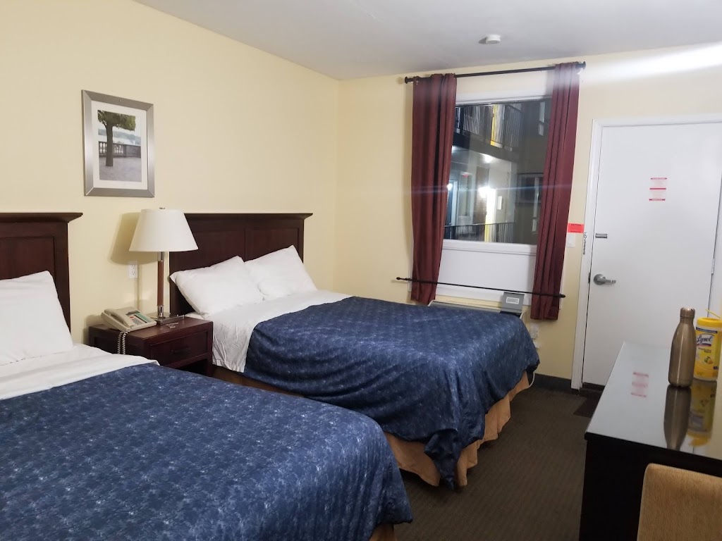 Empress Inn and Suites by Elevate Rooms | 5951 Clark Ave, Niagara Falls, ON L2G 3W3, Canada | Phone: (905) 356-3700