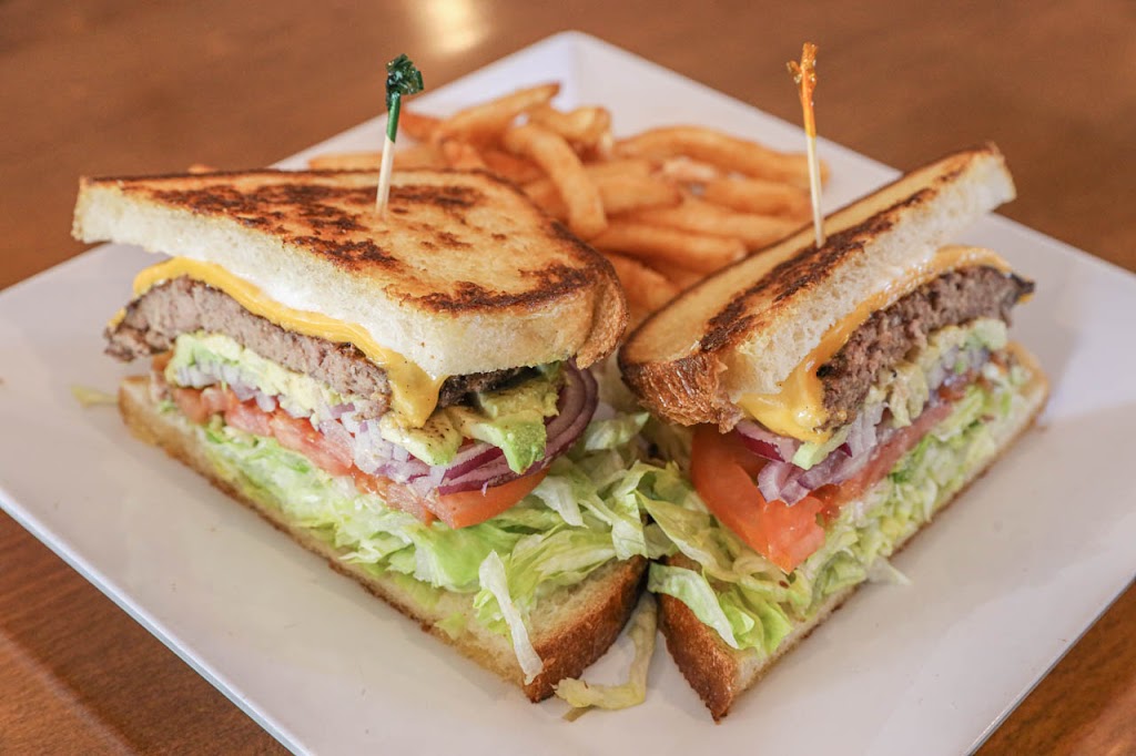 Burger City | 500 Elmira Rd, Vacaville, CA 95687, USA | Phone: (707) 448-3377