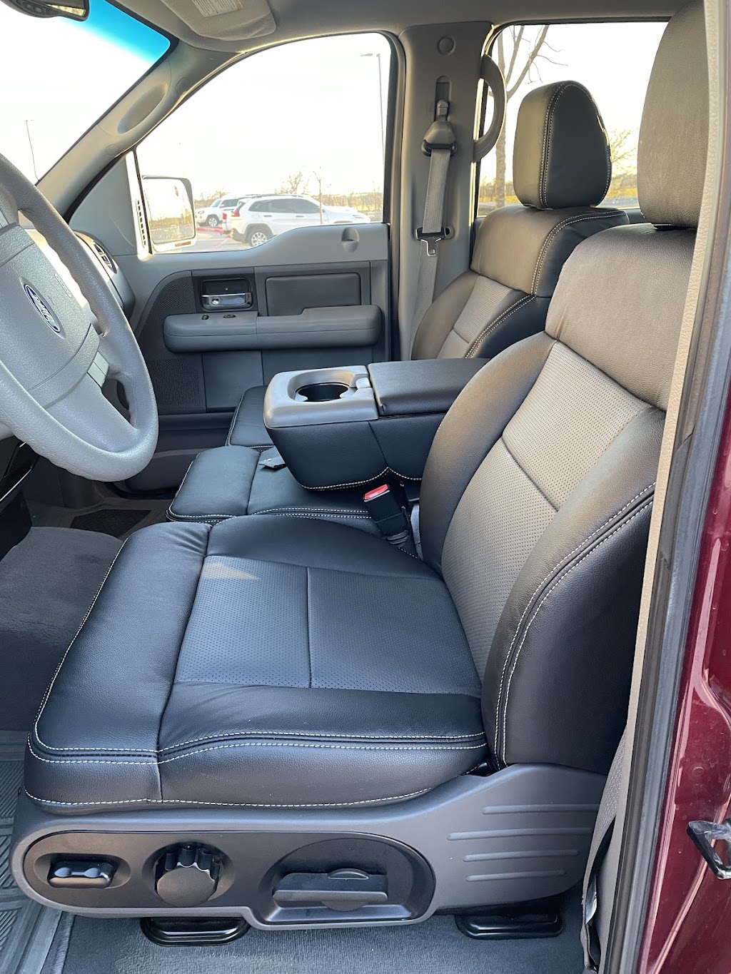 Arnolds Auto Upholstery | 903 S McDonald St, McKinney, TX 75069, USA | Phone: (972) 548-0551