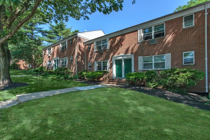 Village Green Apartments | 156 Willett Ave, South River, NJ 08882 | Phone: (866) 207-7096