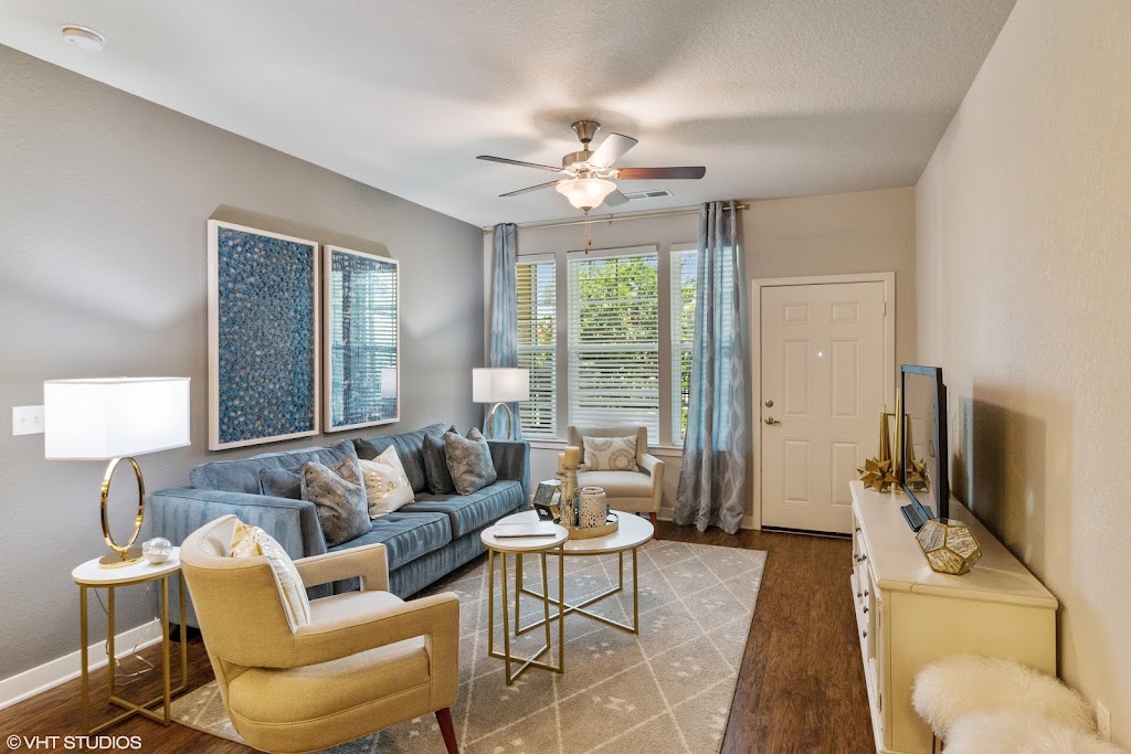 Springs at Posner Park Apartments | 2010 Jennifer Dr, Davenport, FL 33837 | Phone: (863) 563-5810