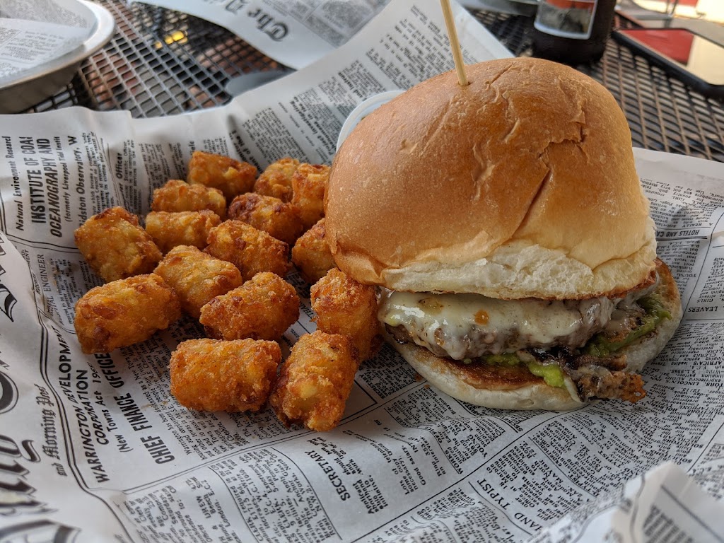 Skippys Burger Bar | 113 Green Bay Rd, Thiensville, WI 53092, USA | Phone: (262) 512-1240