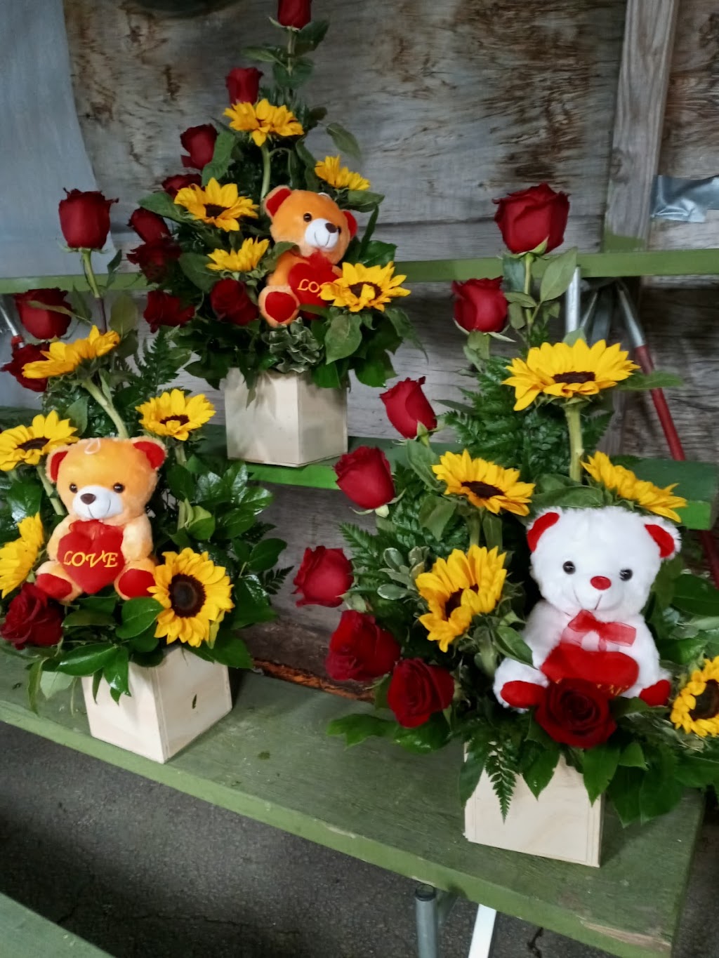 Compton Nursery & Florist | 1801 Rosecrans Ave, Compton, CA 90221, USA | Phone: (310) 894-0698