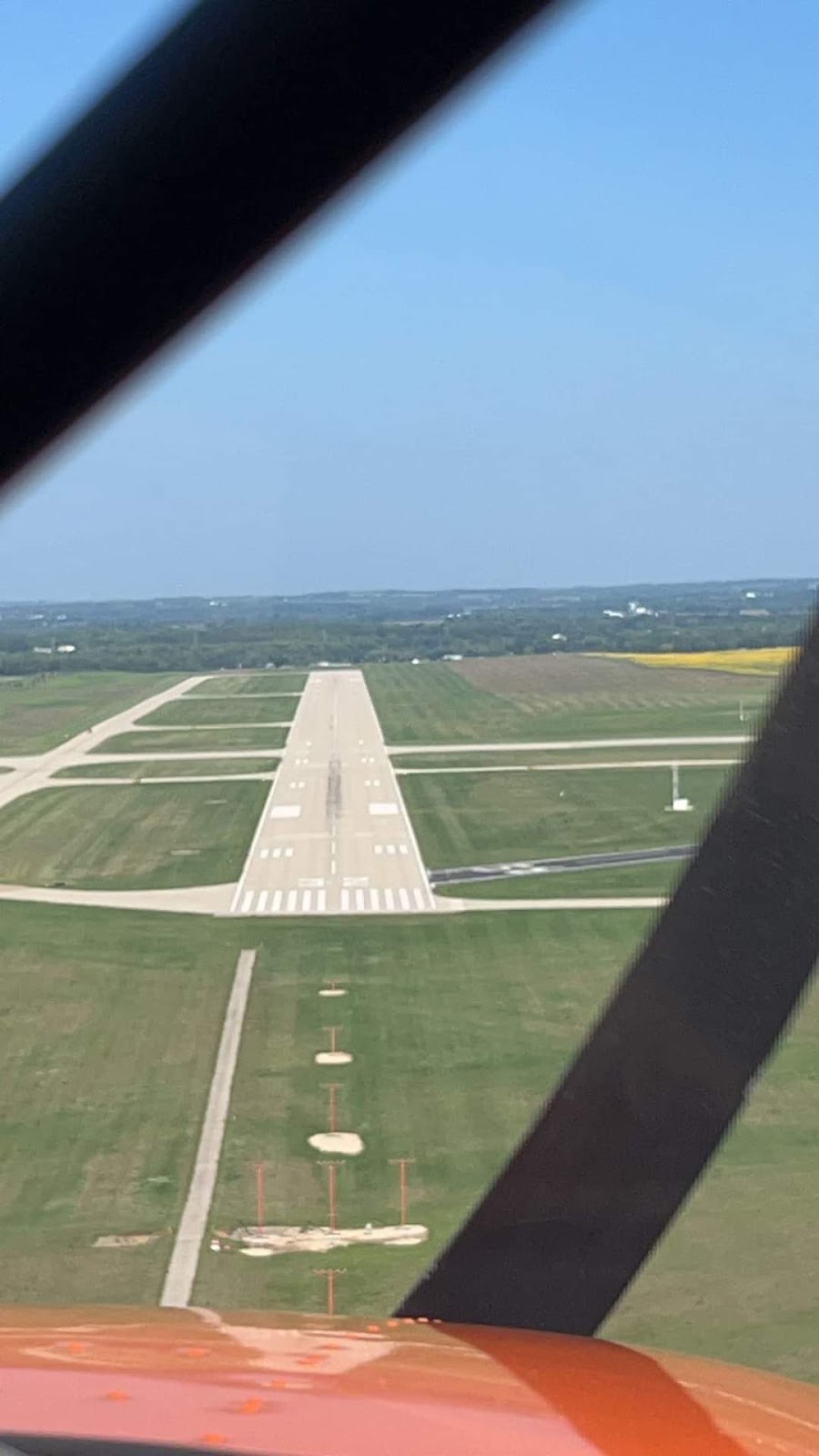 Monroe Municipal Airport Office | W4711 WI-59, Monroe, WI 53566, USA | Phone: (608) 329-7777