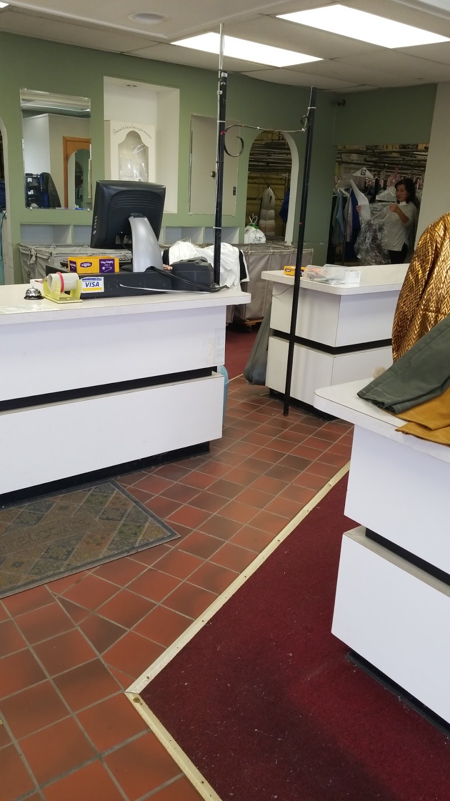 Prehop Cleaners & Shirt Laundry | 1280 Finley Rd, Lombard, IL 60148, USA | Phone: (630) 620-0880