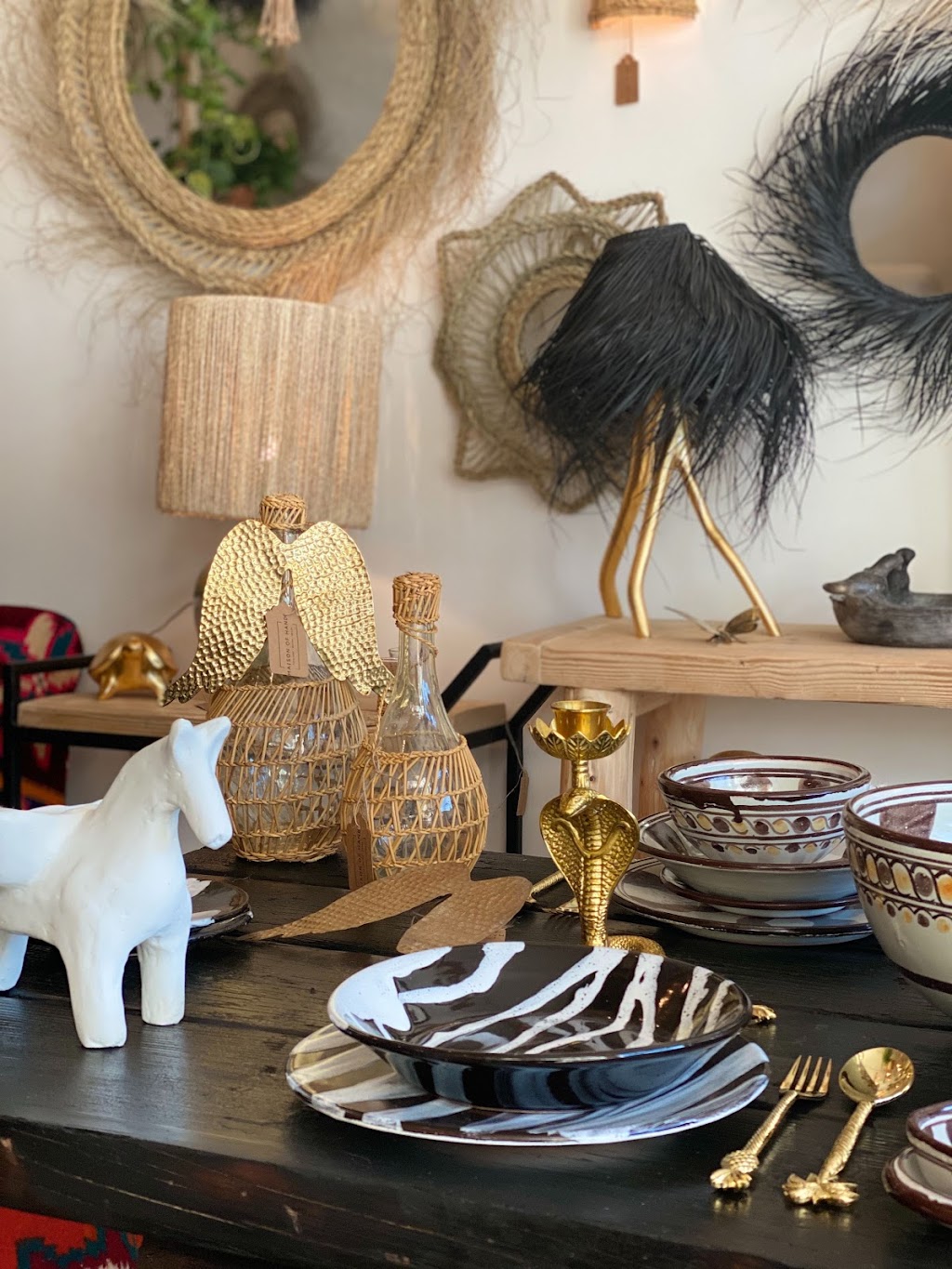 Maison of Hand | 456 S La Brea Ave, Los Angeles, CA 90036, USA | Phone: (213) 328-4005
