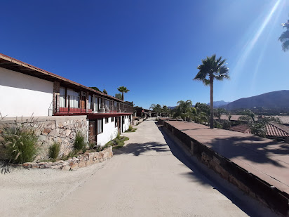 Finca Selah | Km. 86, México 3, 22760 El Porvenir, B.C., Mexico | Phone: 646 257 3969