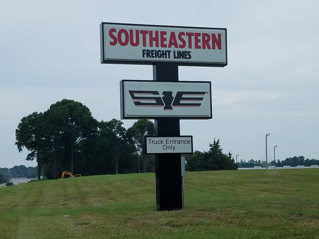 Southeastern Freight Lines | 8718 W Market St, Greensboro, NC 27409, USA | Phone: (336) 393-0279