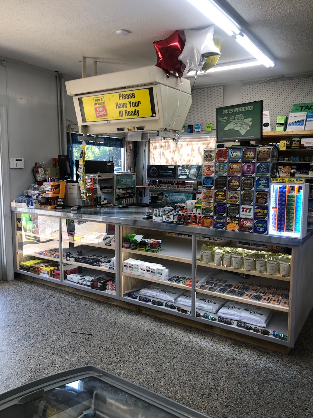 Floyds Grocery vape and kratom | 2615 NC-98, Louisburg, NC 27549, USA | Phone: (919) 496-2578