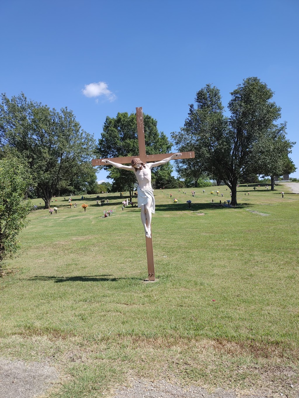 Memorial Park Cemetery | 4200 Nowata Rd, Bartlesville, OK 74006, USA | Phone: (918) 333-1307