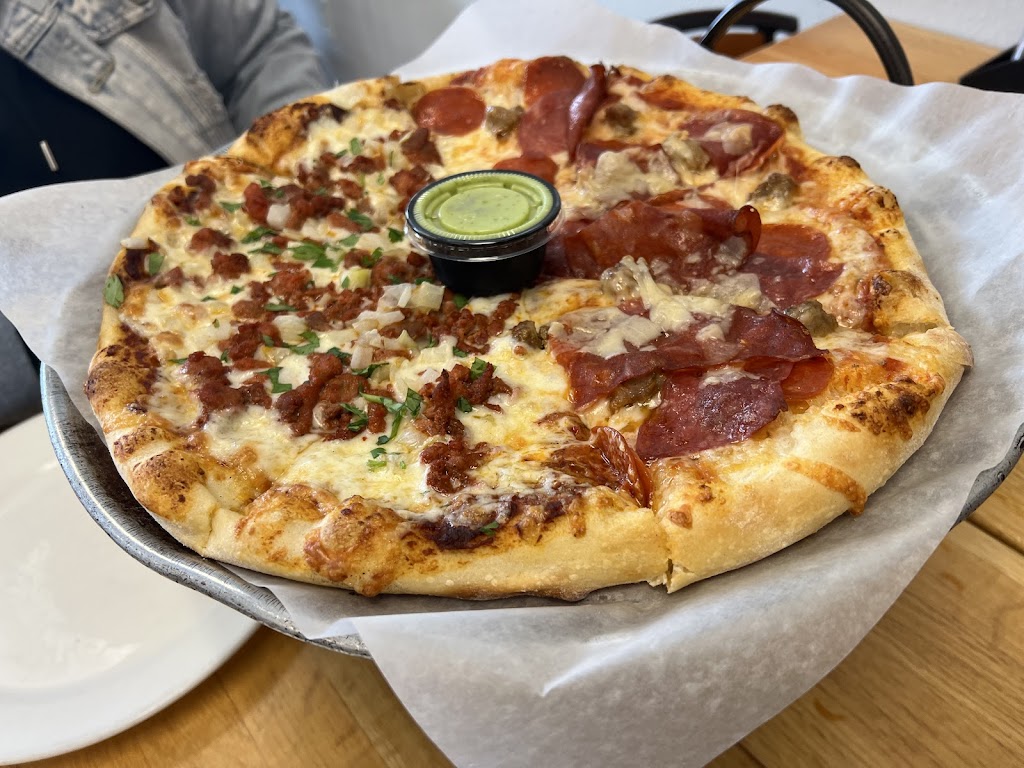 Mondos Pizza | 3751 Tower Rd, Aurora, CO 80011 | Phone: (303) 375-7834