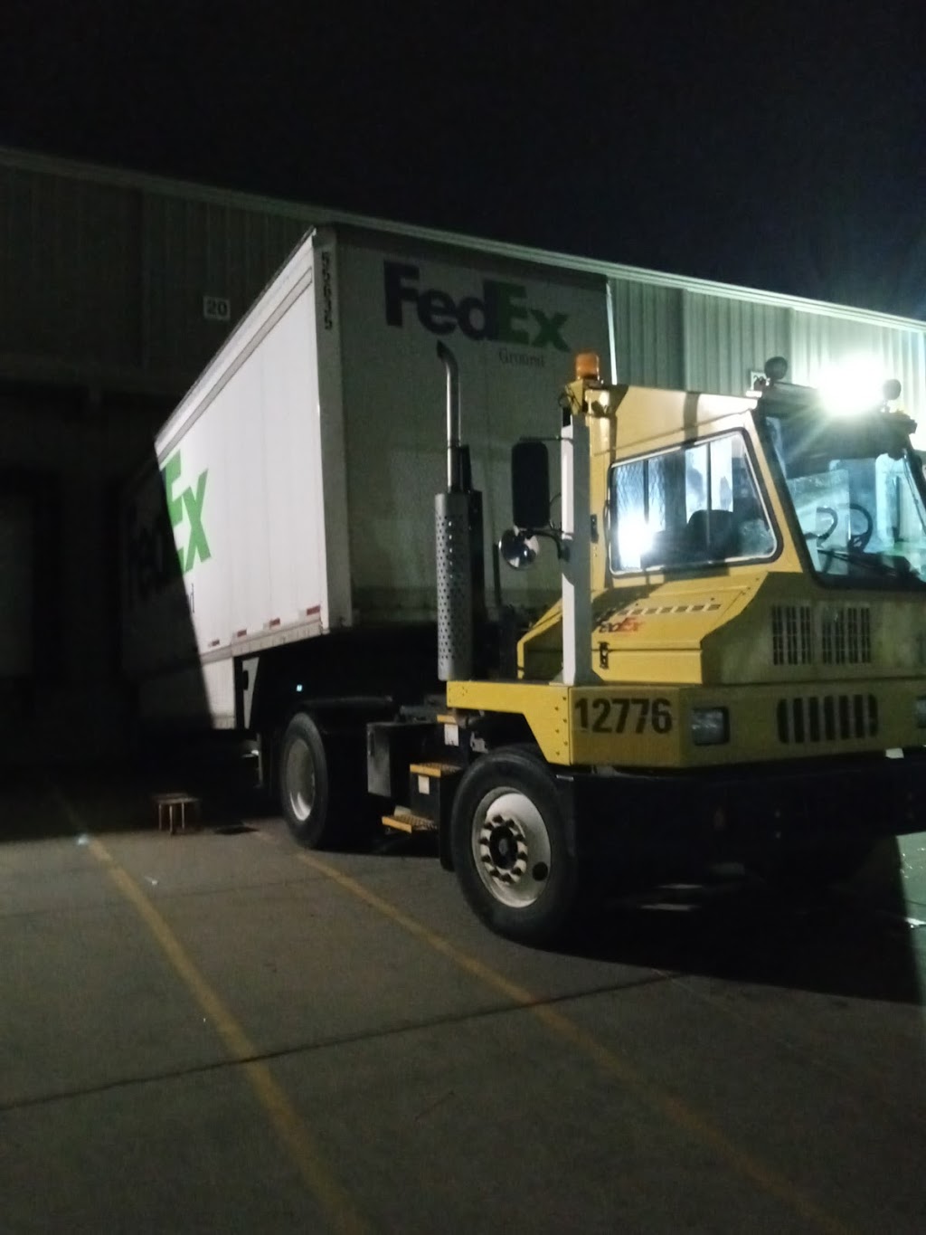 FedEx Ground | 12615 E Apache St North, Tulsa, OK 74116, USA | Phone: (800) 463-3339