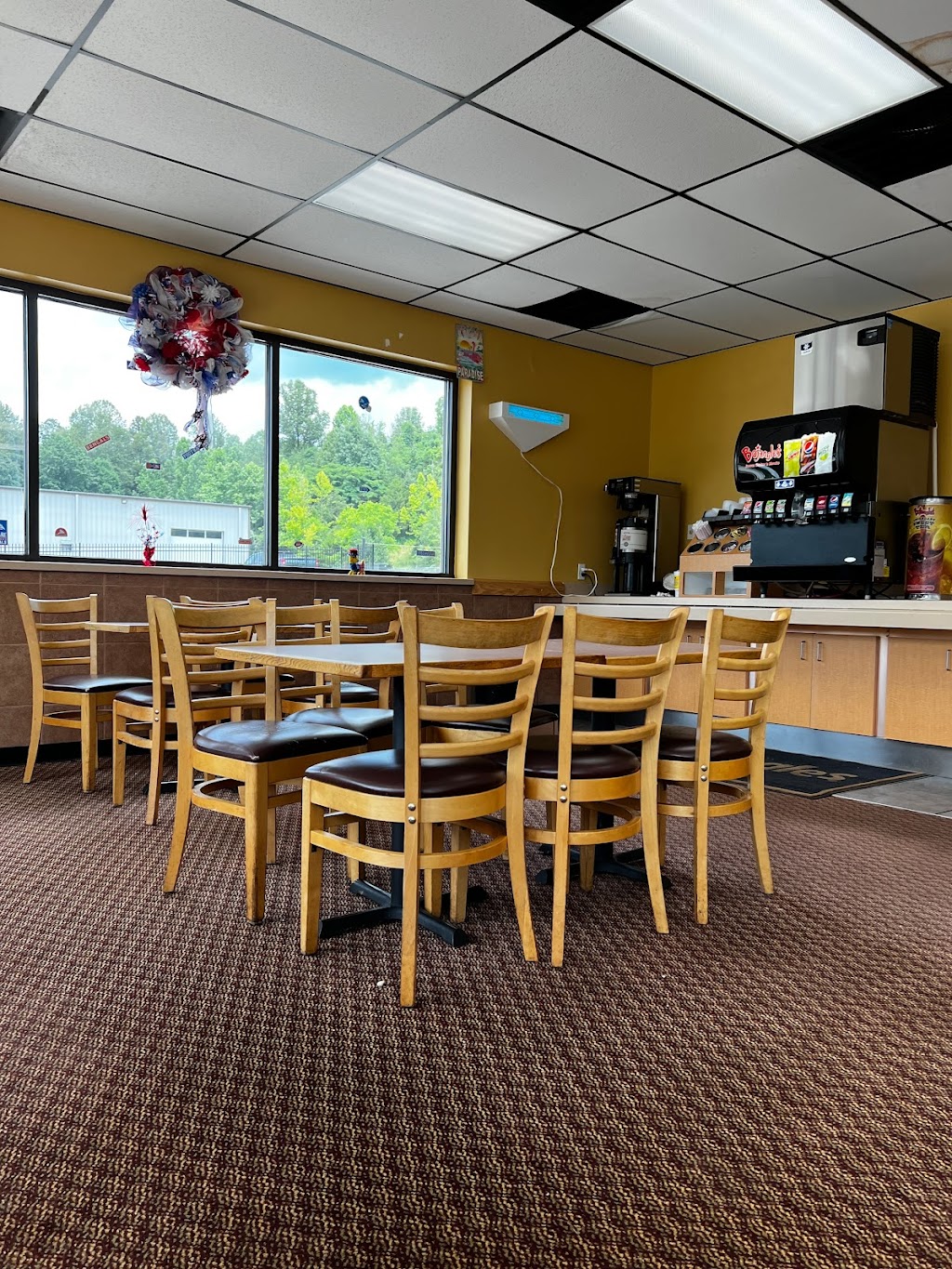 Bojangles | 5740 Virginia Ave, Bassett Forks, VA 24055, USA | Phone: (276) 421-2745