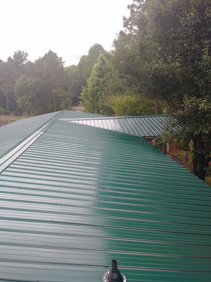 Central Piedmont Roofing | 200 High Ridge Dr, Sanford, NC 27330, USA | Phone: (919) 935-1389