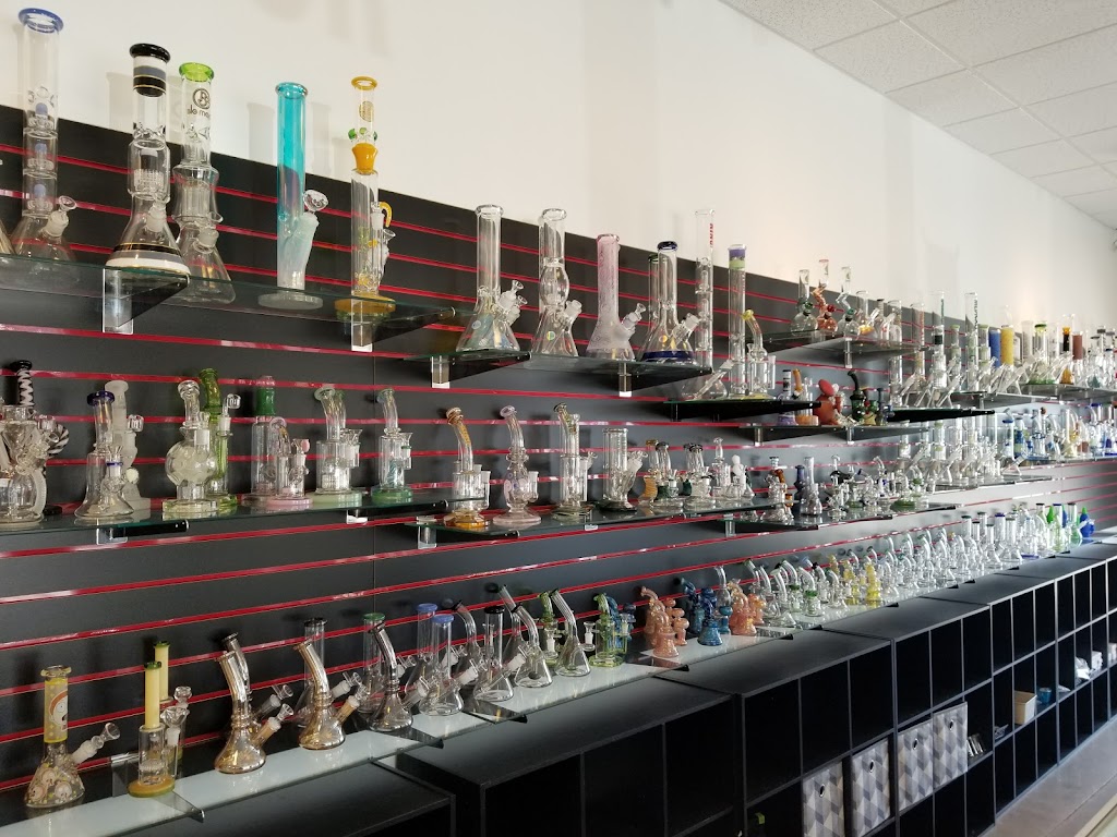 Pewaukee Vapor | 2177 Silvernail Rd, Pewaukee, WI 53072, USA | Phone: (262) 349-4171