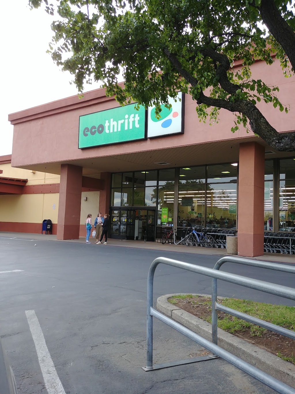 Eco Thrift | 7305 Greenback Ln, Citrus Heights, CA 95621 | Phone: (916) 729-8474