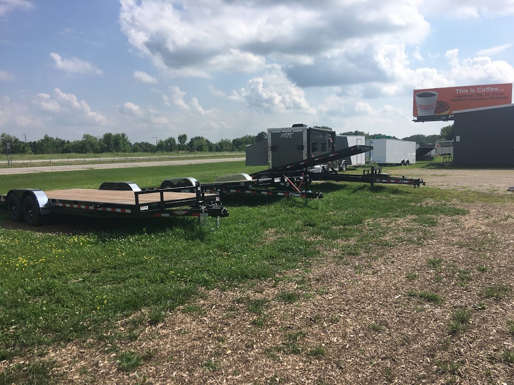 Toppers & Trailers Plus | 510 Doppy Ln, Le Sueur, MN 56058, USA | Phone: (507) 593-2000