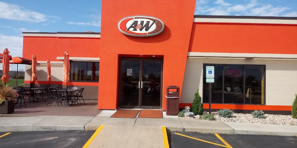 A&W Restaurant | 4505 Lake Cir, Windsor, WI 53598, USA | Phone: (608) 846-4314
