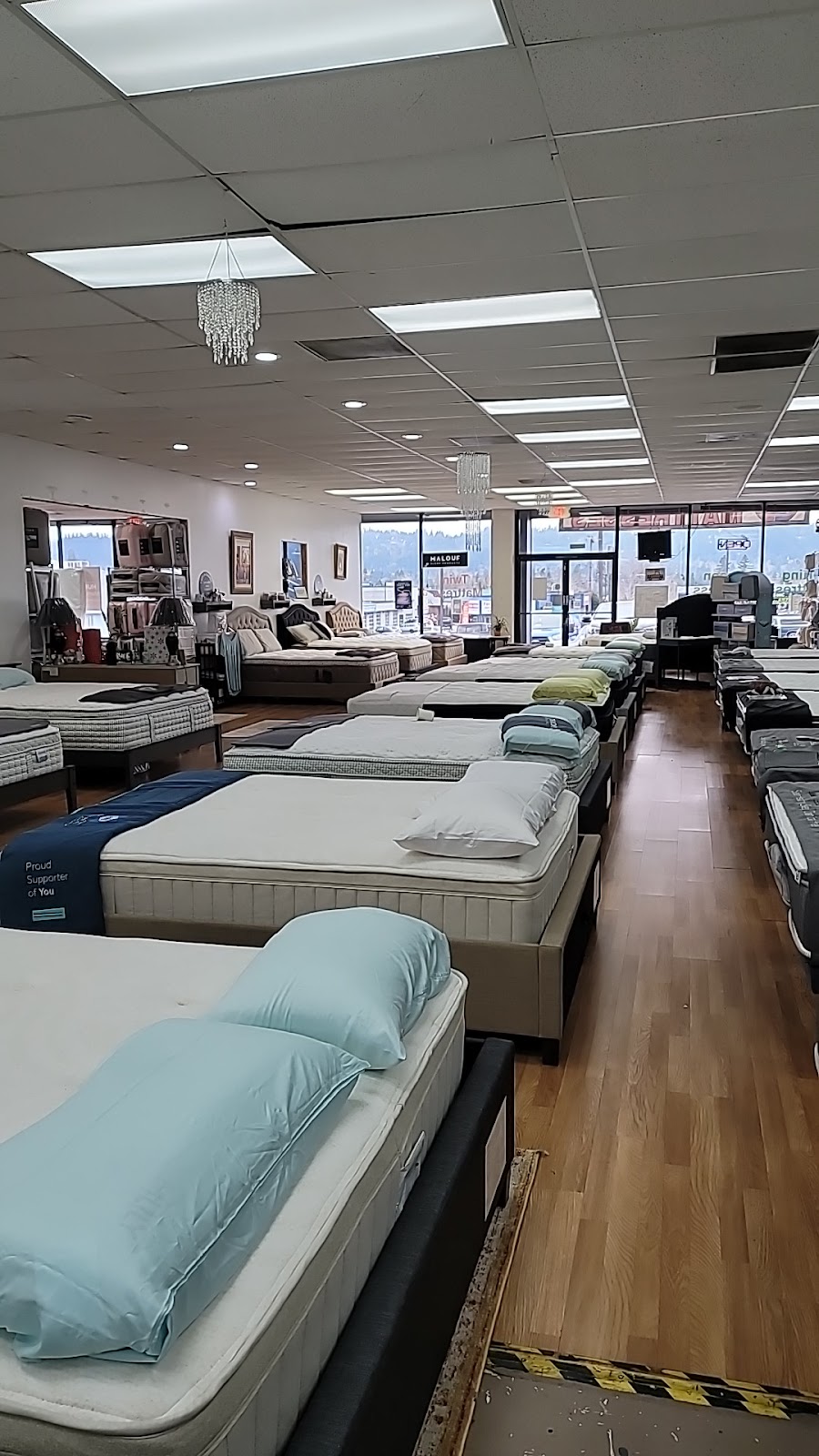 Sherris Mattresses | 16600 SE McLoughlin Blvd, Milwaukie, OR 97267, USA | Phone: (503) 328-8741