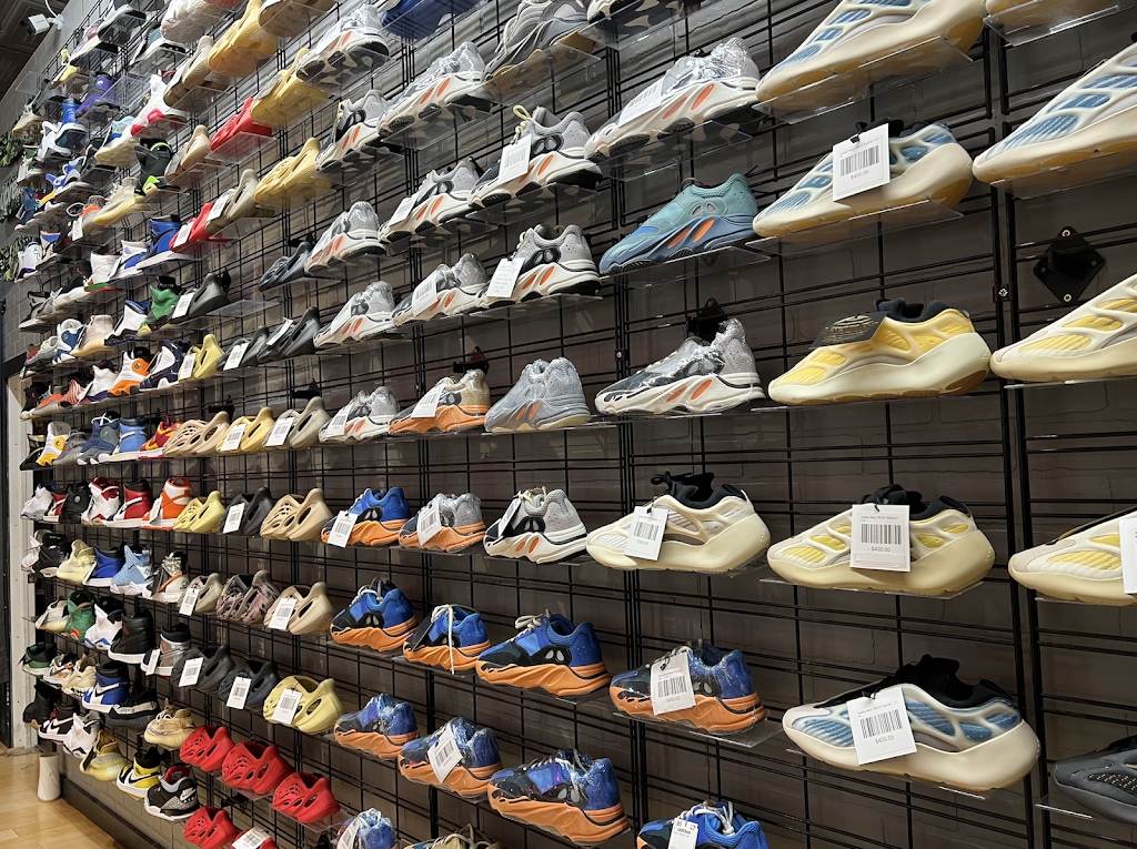 Laced Up | 1 Crossgates Mall Rd, Albany, NY 12203, USA | Phone: (518) 309-0402