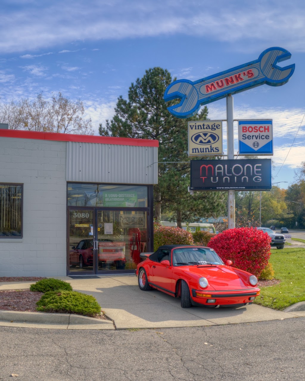 Munks Motors - Bosch Car Service | 3080 W Huron St, Waterford Twp, MI 48328, USA | Phone: (248) 681-8081