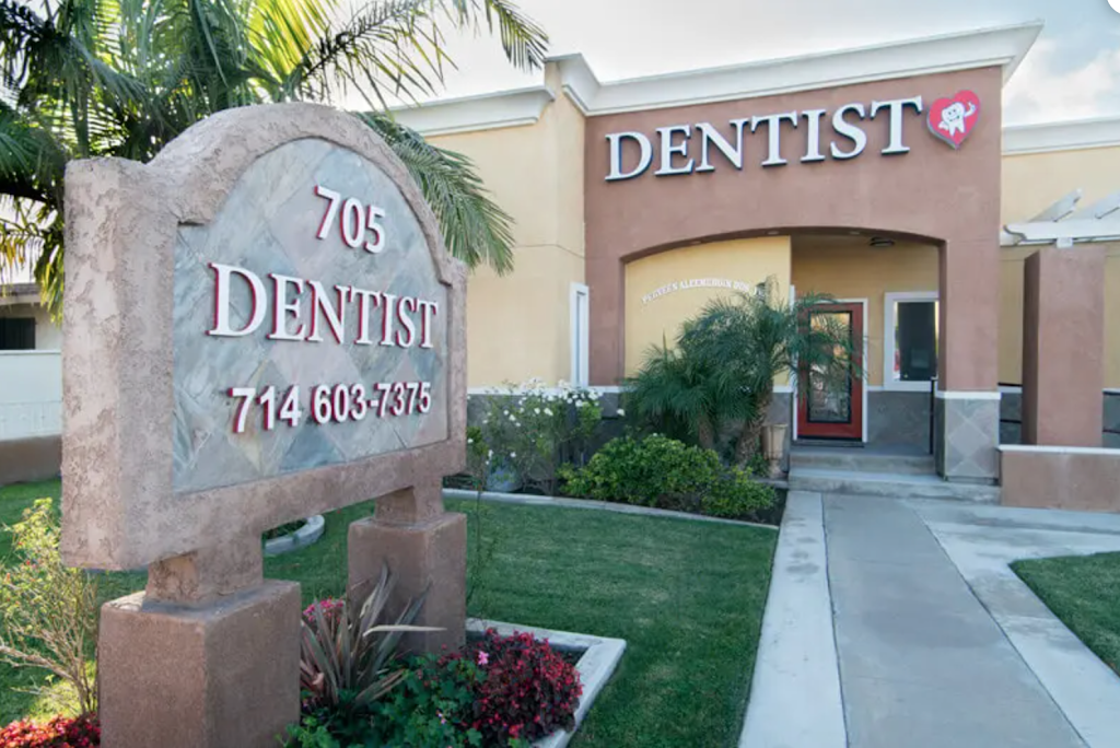 Anaheim Family Dentistry | 705 S State College Blvd, Anaheim, CA 92806, USA | Phone: (714) 603-7375