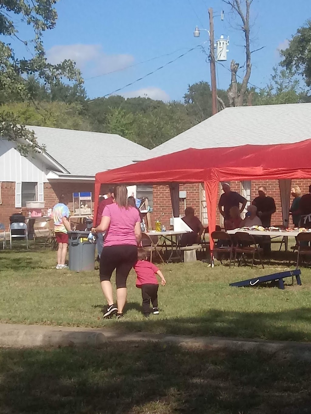 Aley United Methodist Church | 1215 W Cedar Creek Pkwy, Seven Points, TX 75143, USA | Phone: (903) 498-8655