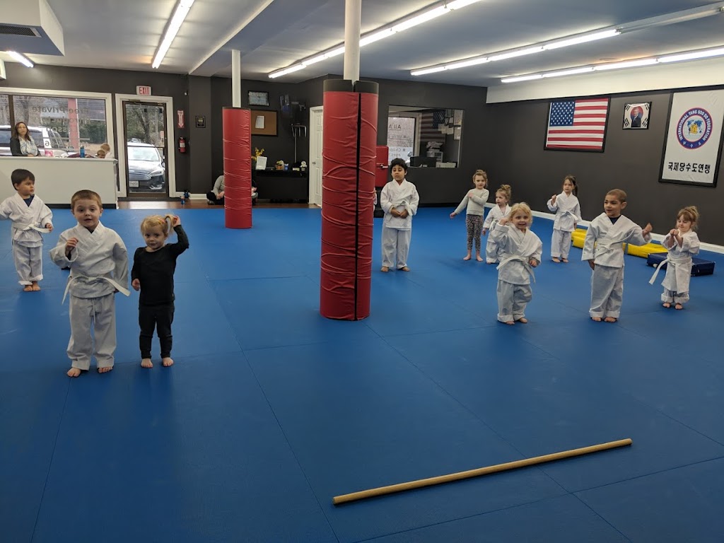 Synergy Dojang | 1015 Generals Hwy Suite A, Crownsville, MD 21032, USA | Phone: (443) 892-3337