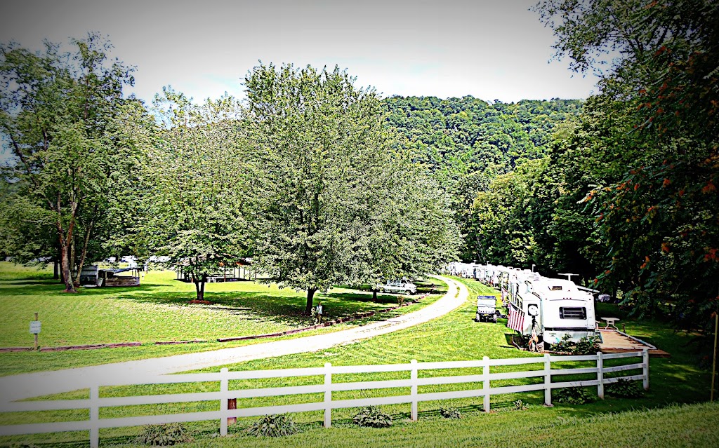 Fish Creek Country Store and Campground | 871 County Road 8/8, Cameron, WV 26033, USA | Phone: (304) 686-2739