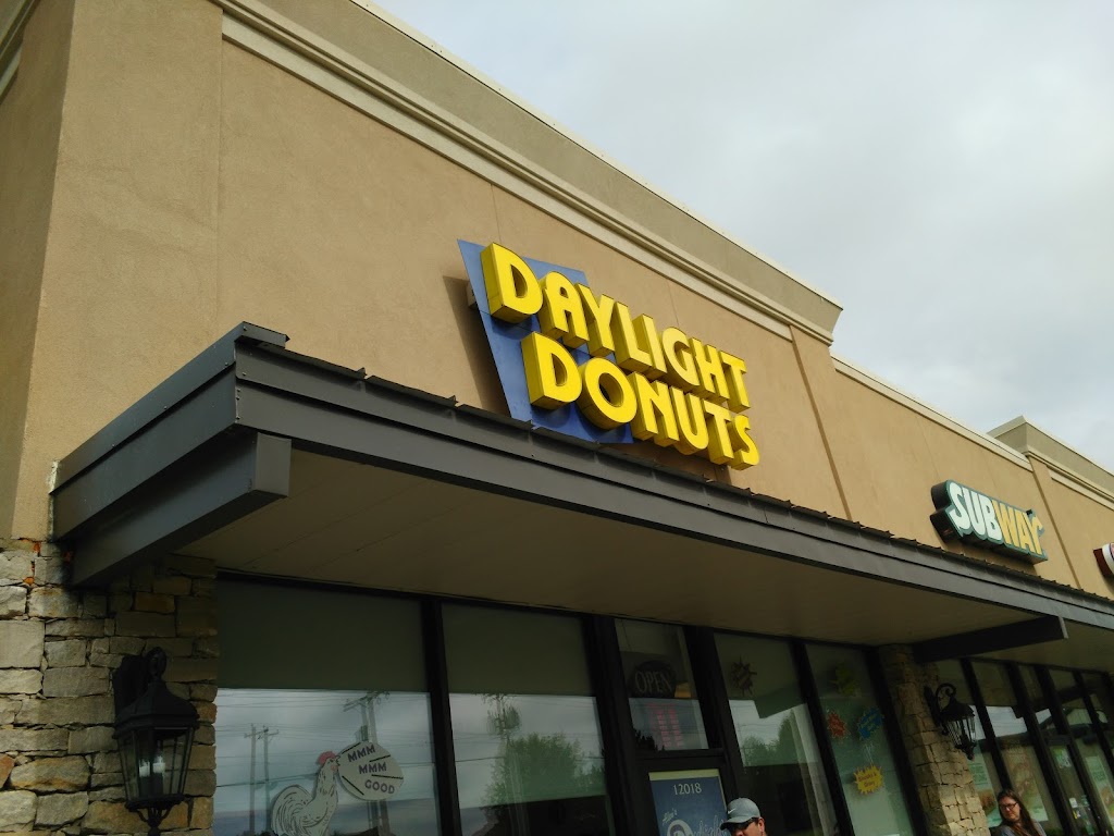 Daylight Donuts | 12018 S Elm St Suite 120, Jenks, OK 74037, USA | Phone: (918) 296-3088