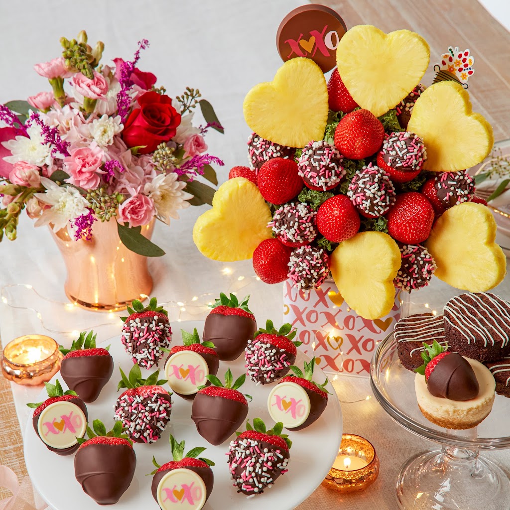 Edible Arrangements | 2602 E 62nd St, Indianapolis, IN 46220, USA | Phone: (317) 259-7794
