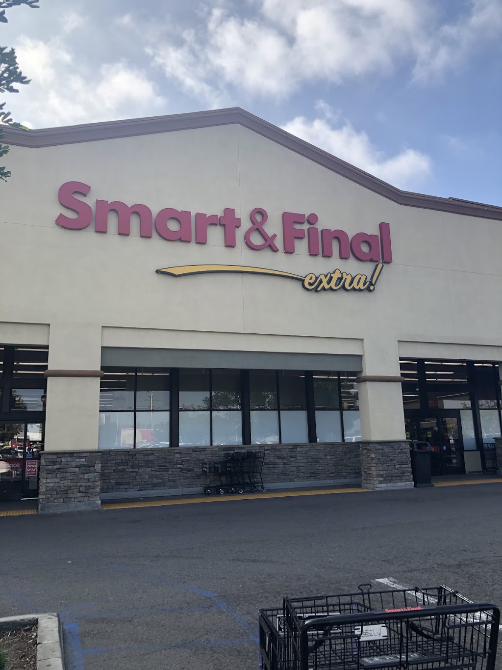 Smart & Final Extra! | 1308 W Edinger Ave, Santa Ana, CA 92704, USA | Phone: (714) 549-2362