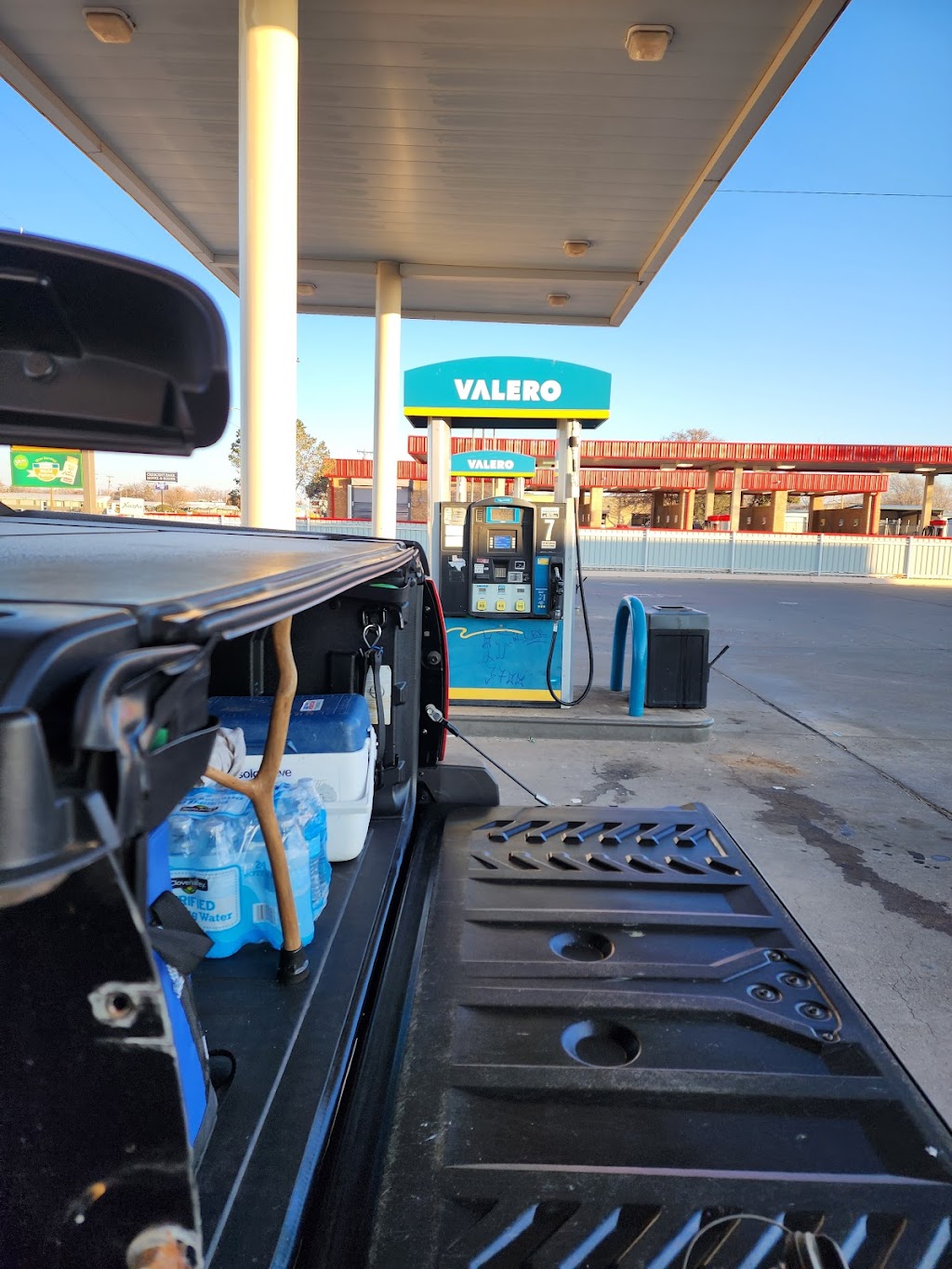 Valero | 2310 Hall Ave, Littlefield, TX 79339, USA | Phone: (210) 345-2000