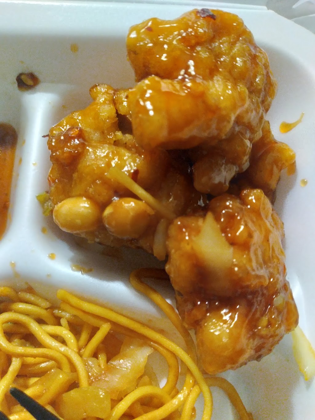 Panda Express | 4420 Baldwin Rd, Auburn Hills, MI 48326, USA | Phone: (248) 332-5014