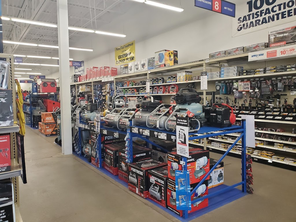 Harbor Freight Tools | 1500 E 11th Ave, Hutchinson, KS 67501, USA | Phone: (620) 662-2403