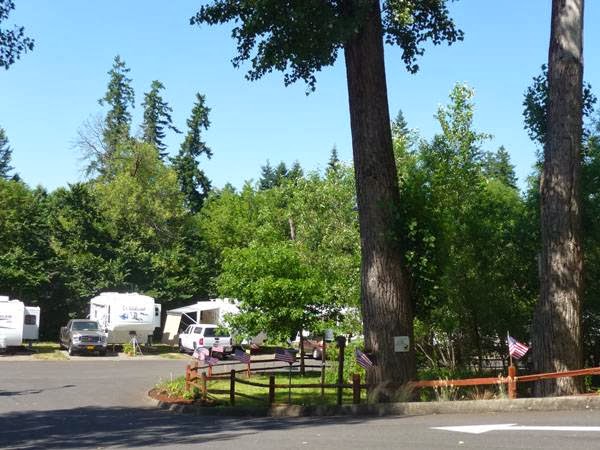 Roamers Rest RV Park | 17585 SW Pacific Hwy, Tualatin, OR 97062, USA | Phone: (503) 692-6350